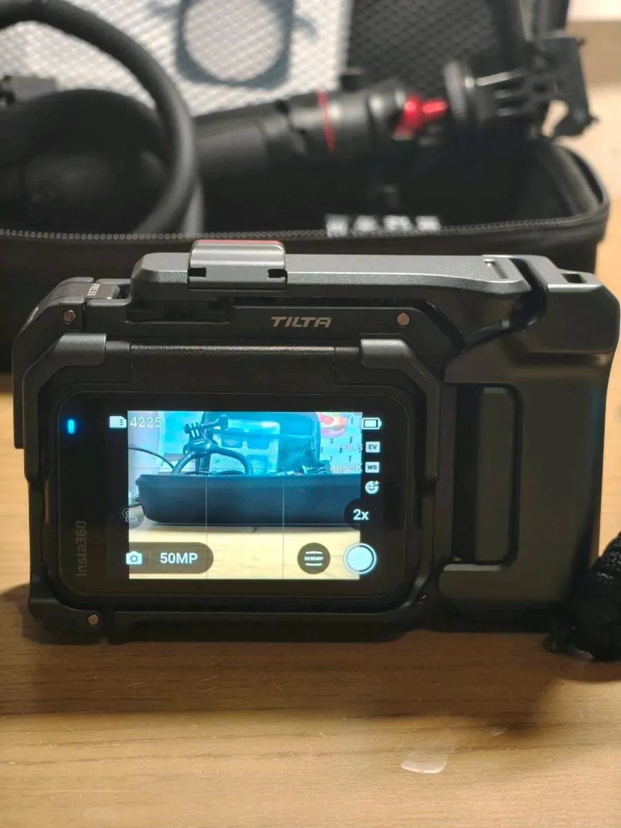 Insta360 Ace Pro 2 8K Xploror set - Image 2