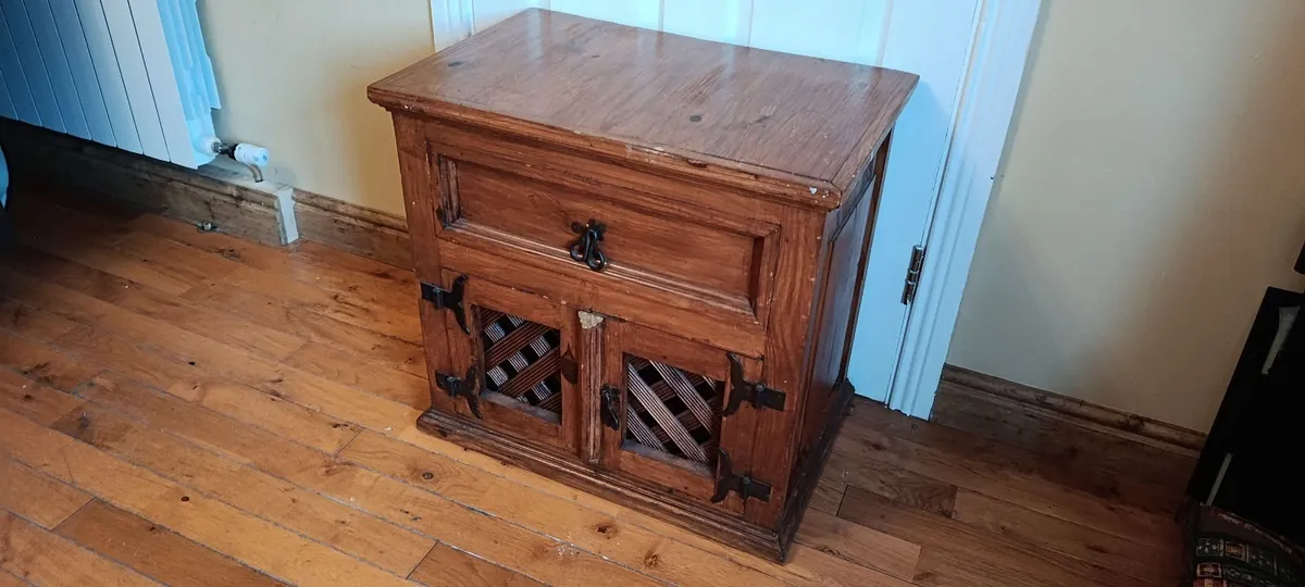 Mexican Pine Locker - Image 1