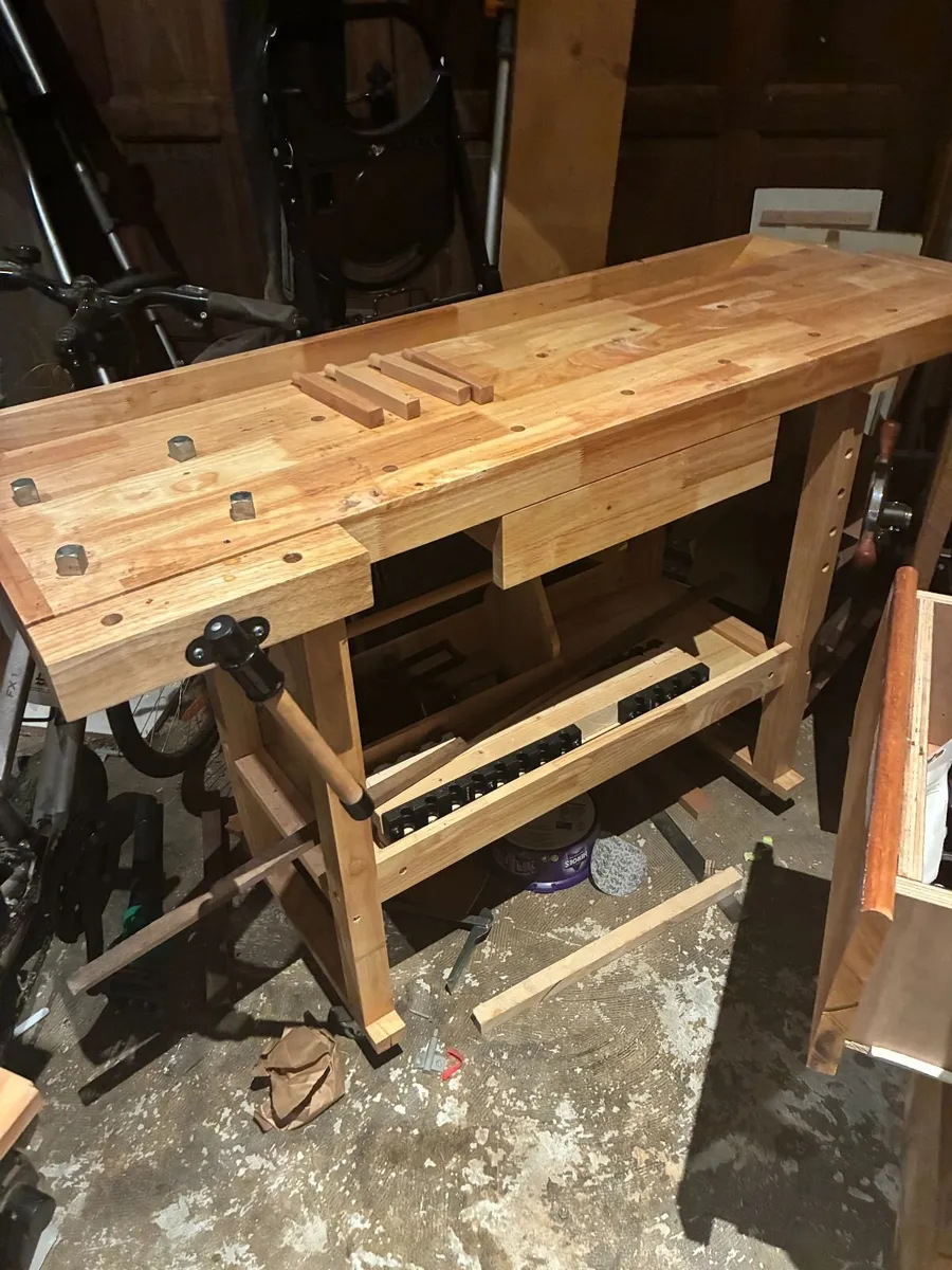Work bench - Image 3