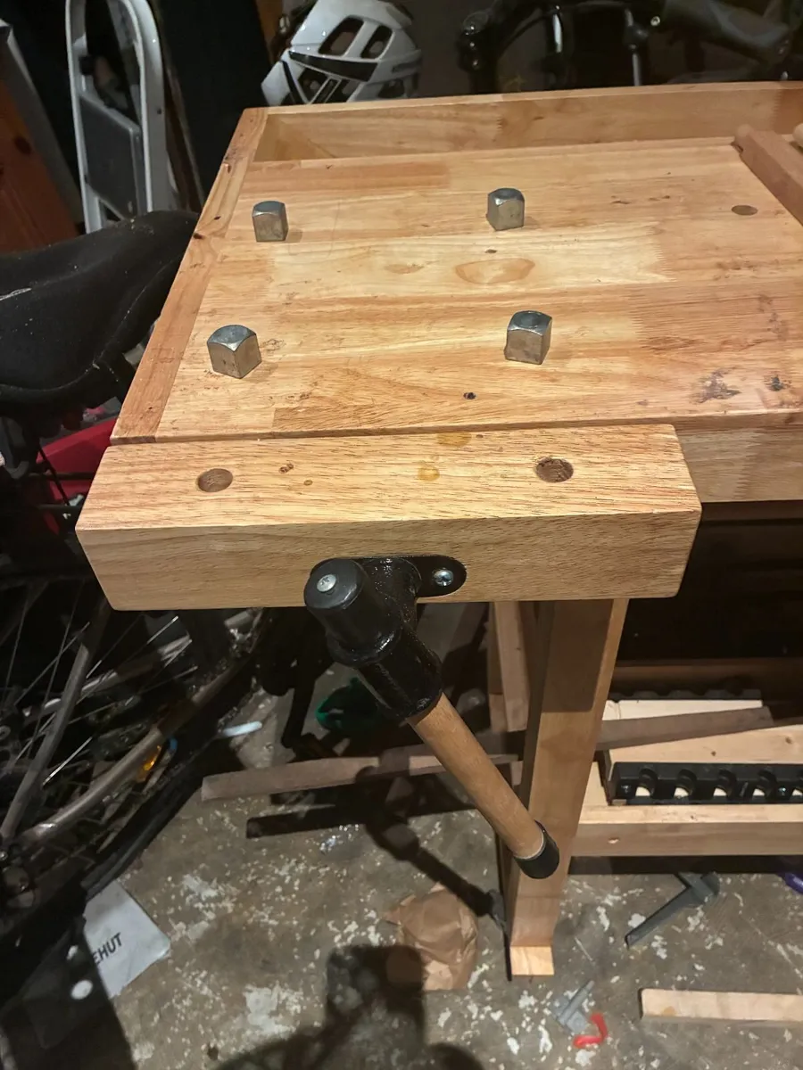 Work bench - Image 4