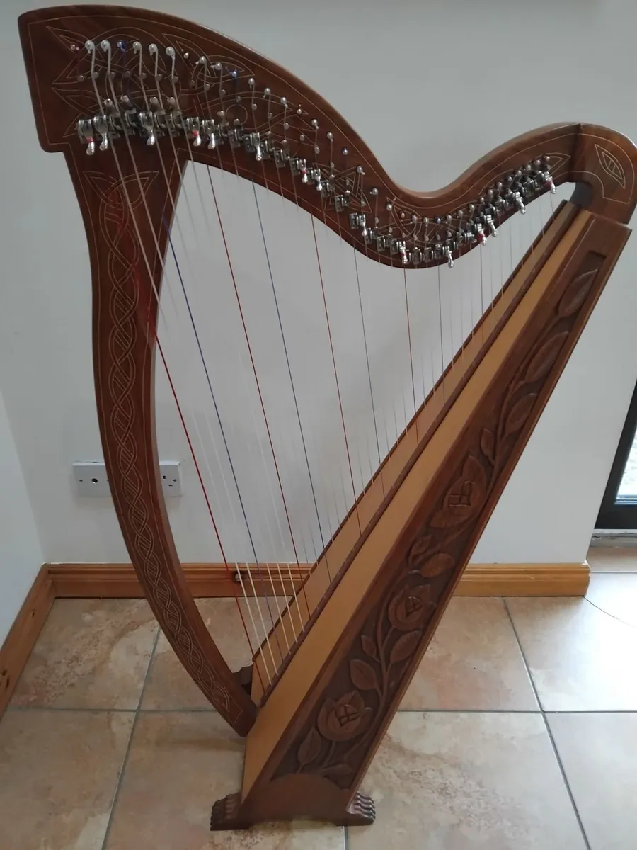 36 String Trinity Harp - Image 1