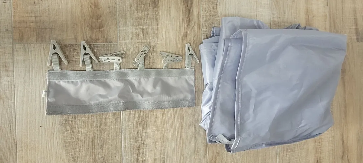 Electric Heated Clothes Airer - as new - Image 4