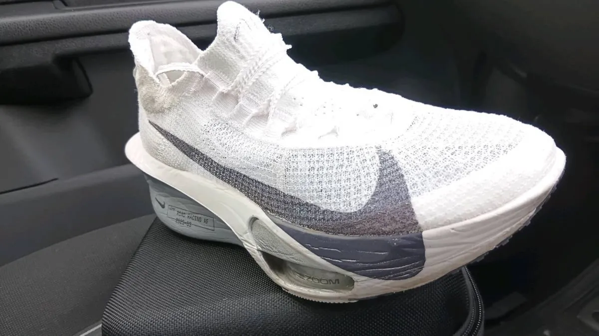 NIKE ALPHAFLY - Image 3