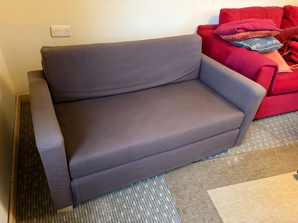 Small loveseat - BO - Image 2