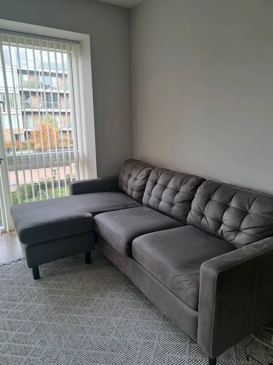 Corner sofa for sale - Image 4
