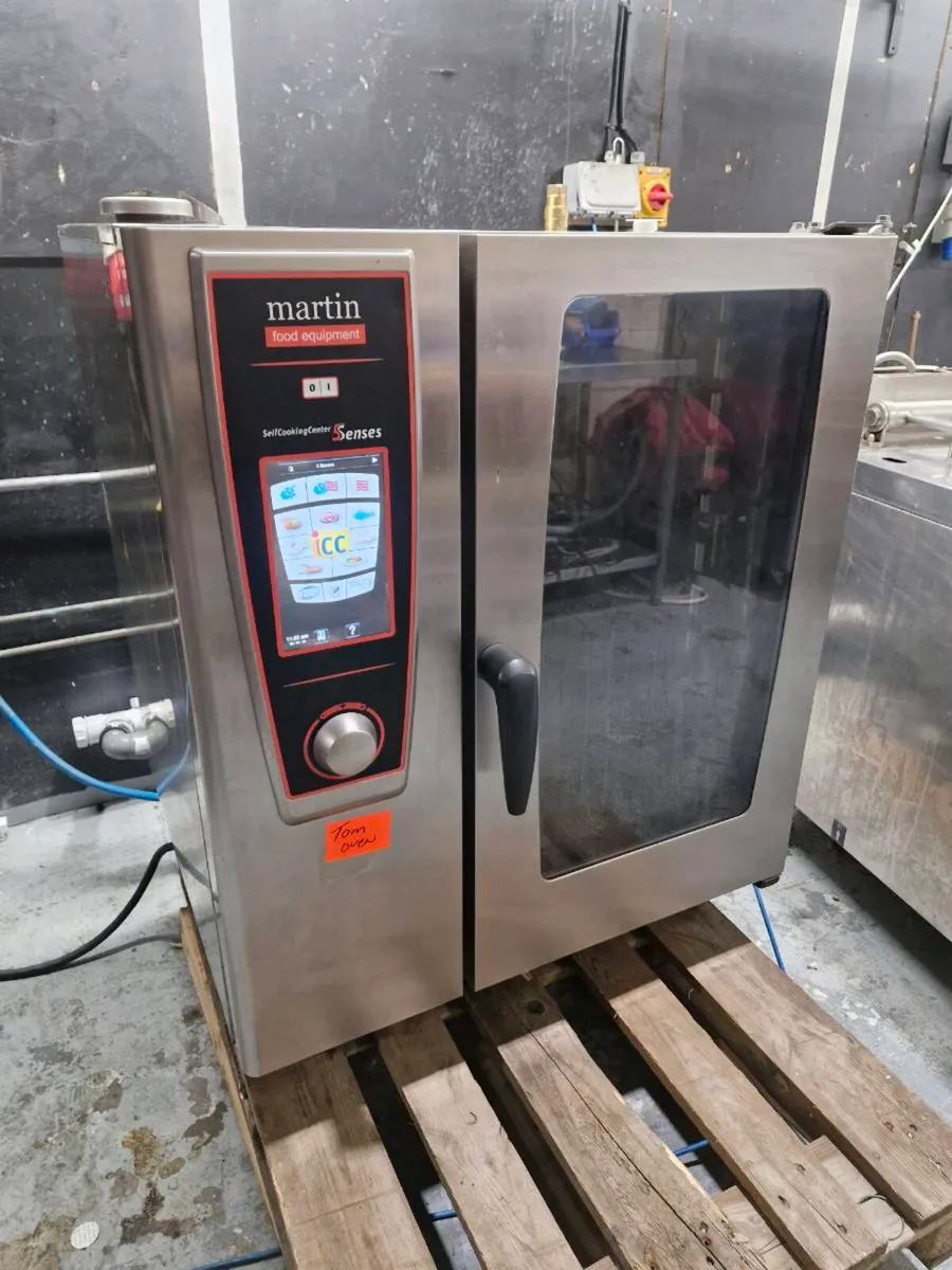 Rational SCC Electric 10 Grid Combi Oven - Image 1