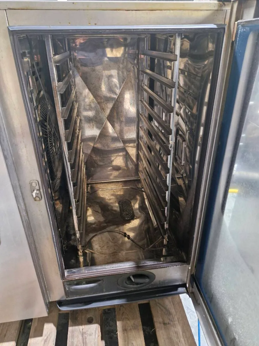 Rational SCC Electric 10 Grid Combi Oven - Image 2