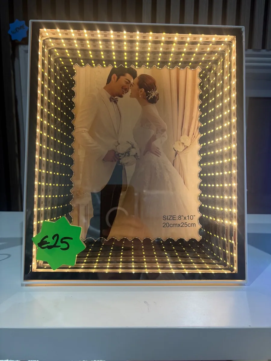 Light up picture frames - Image 1