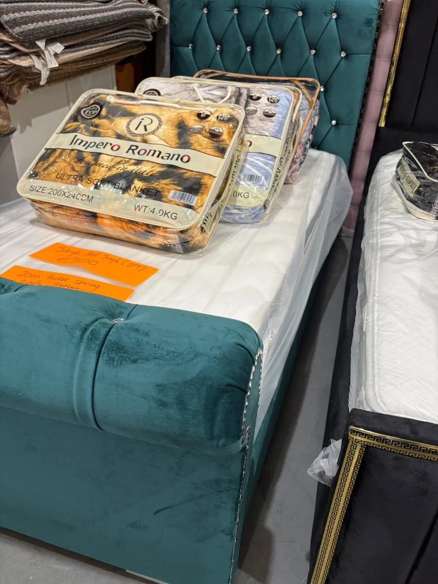 Beds and mattresses - Image 3
