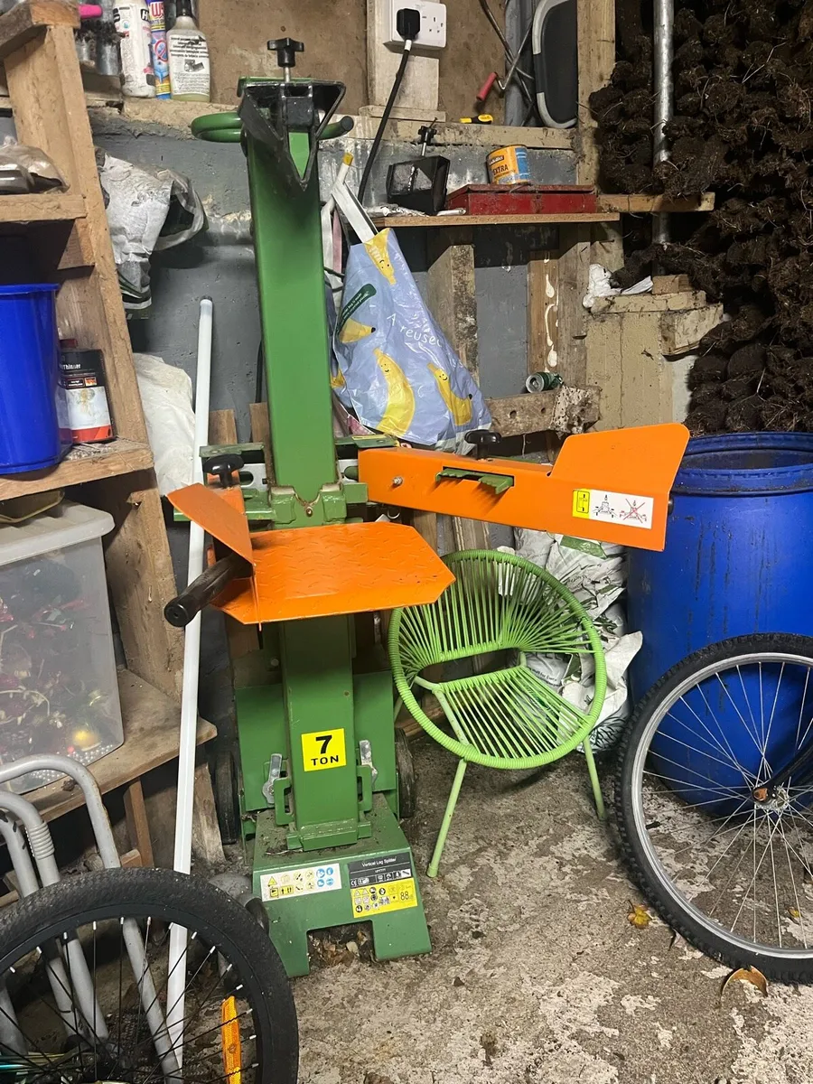 7 tonne Log splitter - Image 2