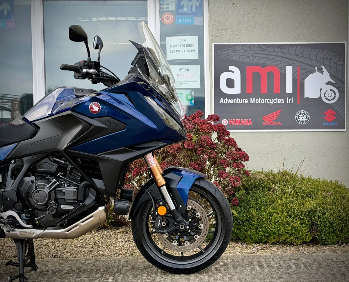 261 Honda NT1100 DCT ES - Image 2