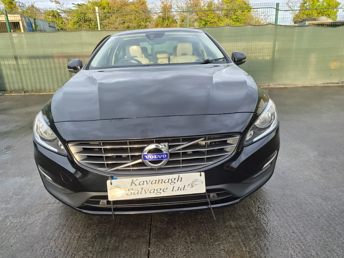 2018 Volvo S60  2.0 Diesel - Image 2