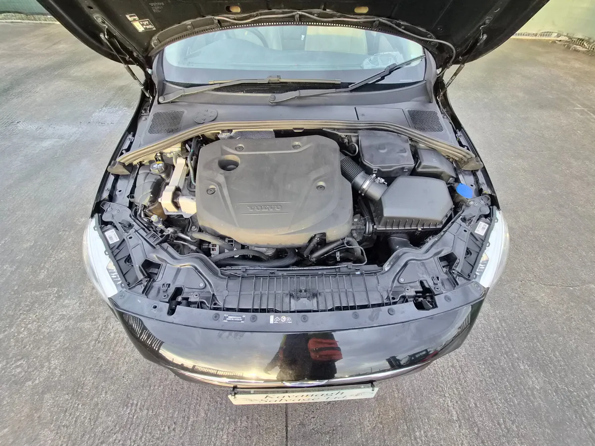 2018 Volvo S60  2.0 Diesel - Image 4