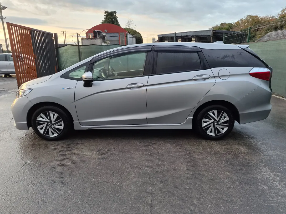 2018 Honda Shuttle  Hybrid  Automatic Drive Home - Image 2