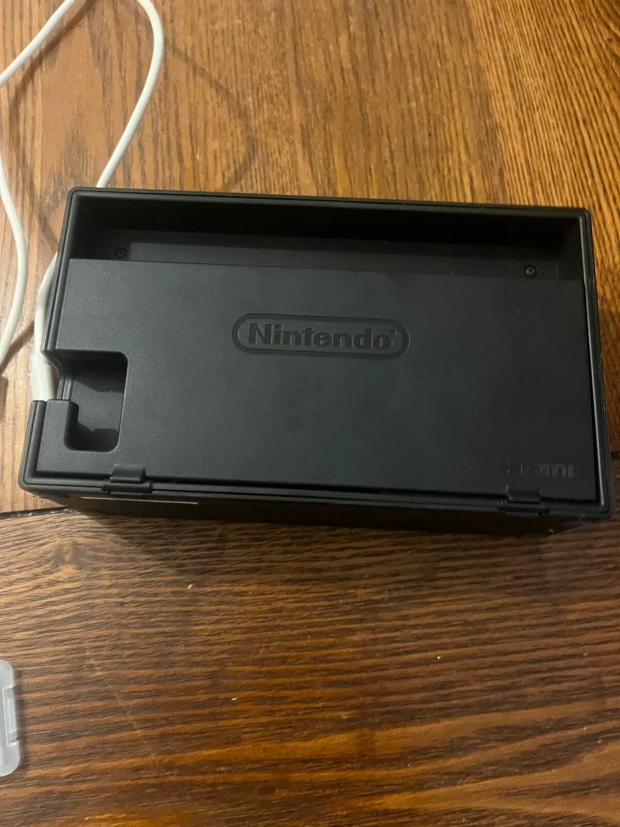 Nintendo switch bundle - Image 3