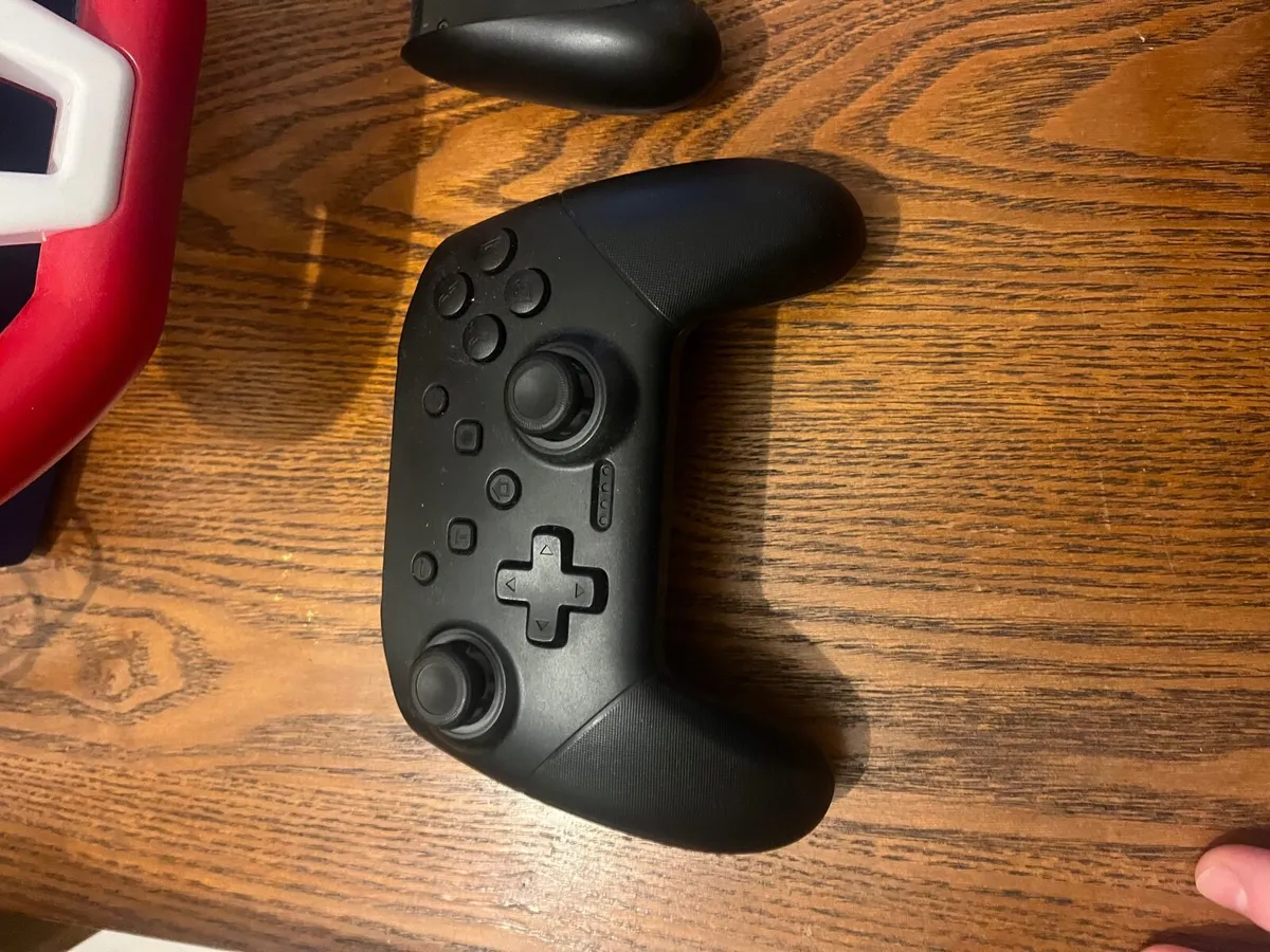 Nintendo switch bundle - Image 2