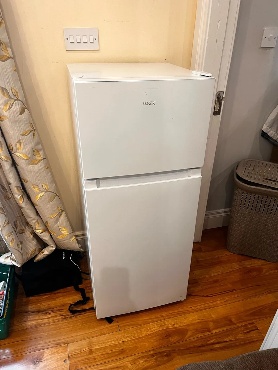 Fridge freezer - Image 1