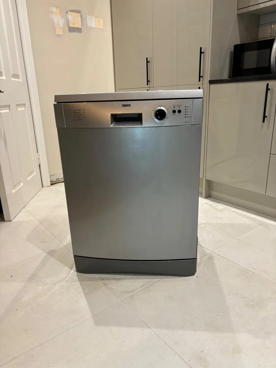 Dishwasher - Image 3