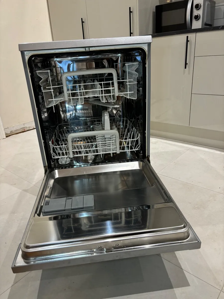 Dishwasher - Image 4