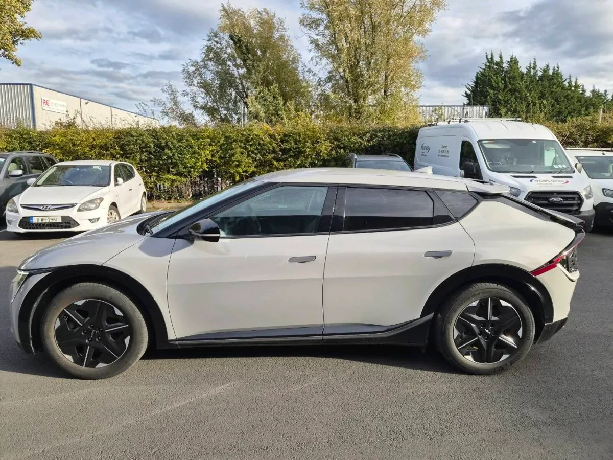2025 Kia EV6 - low mileage - Image 1