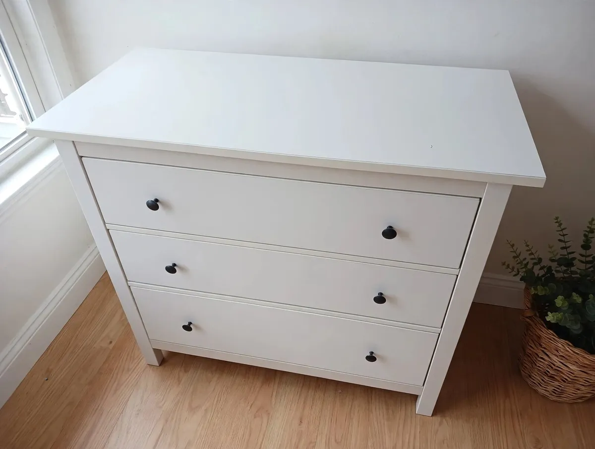 Chest of drawers - Image 2
