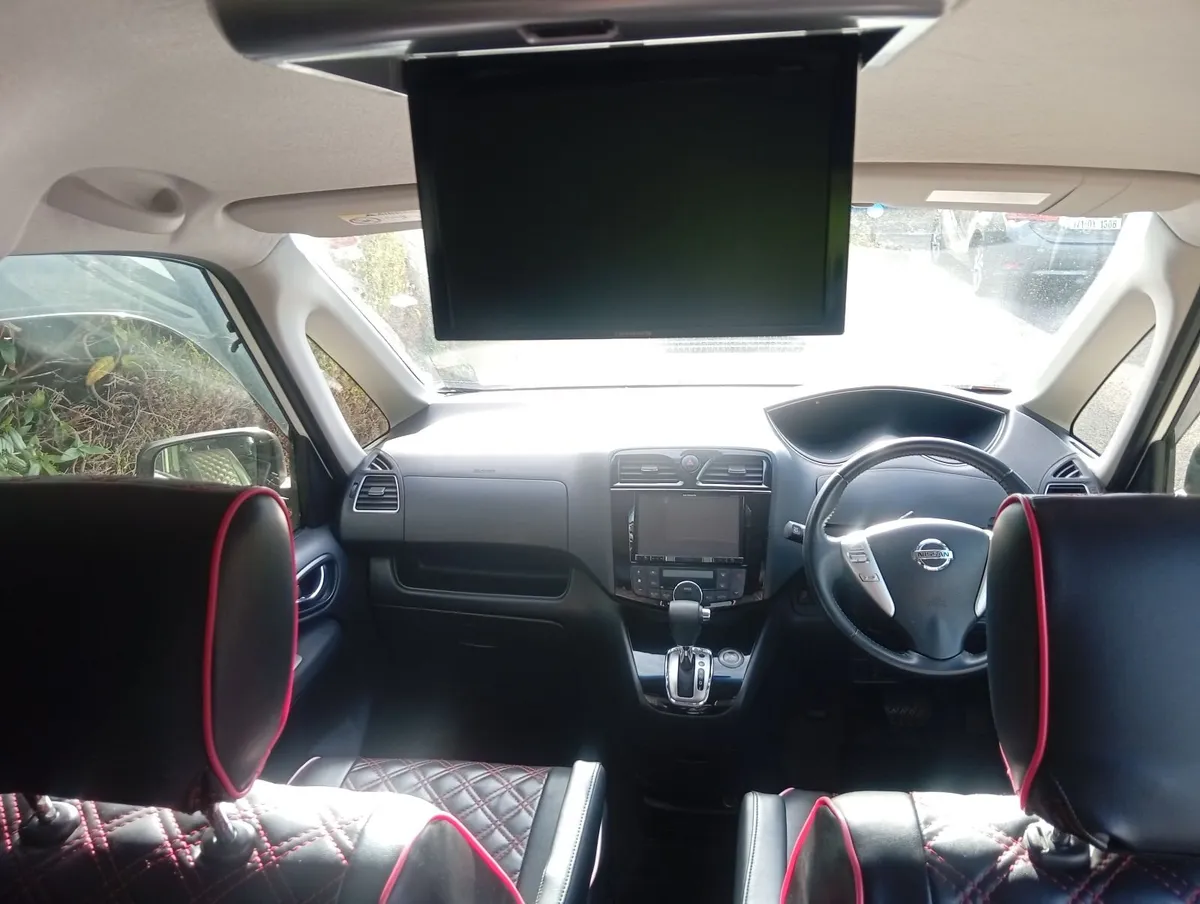 Nissan Serena - Image 3