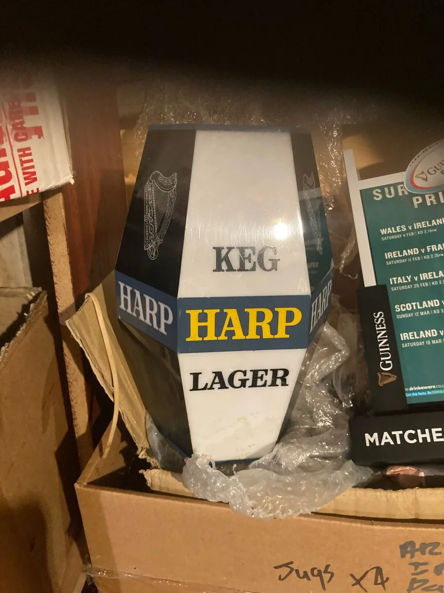 Pub Memorabilia - Image 4