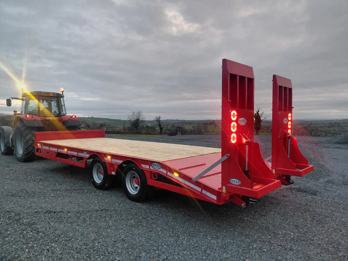 Mc kee 21Ton lowloader - Image 2