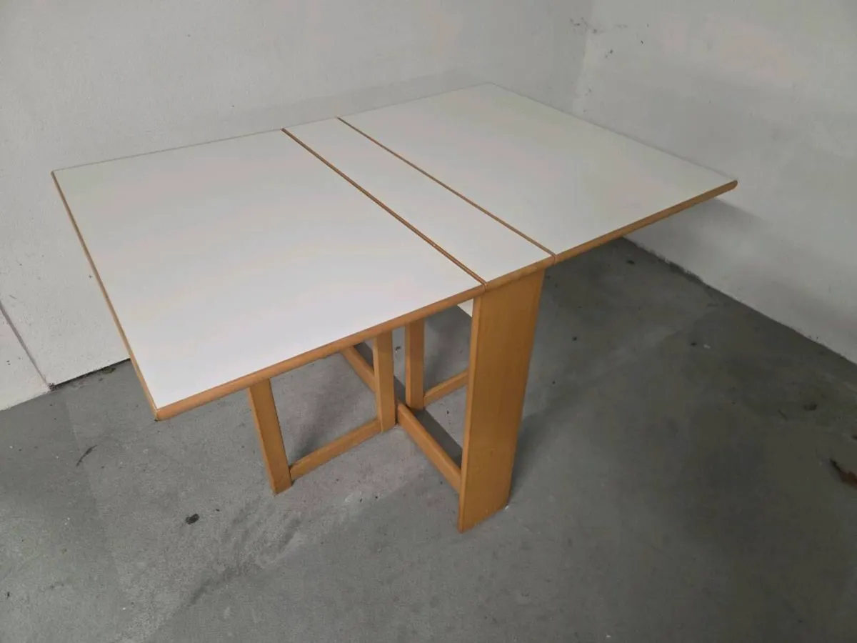 Foldable dining table - Image 4