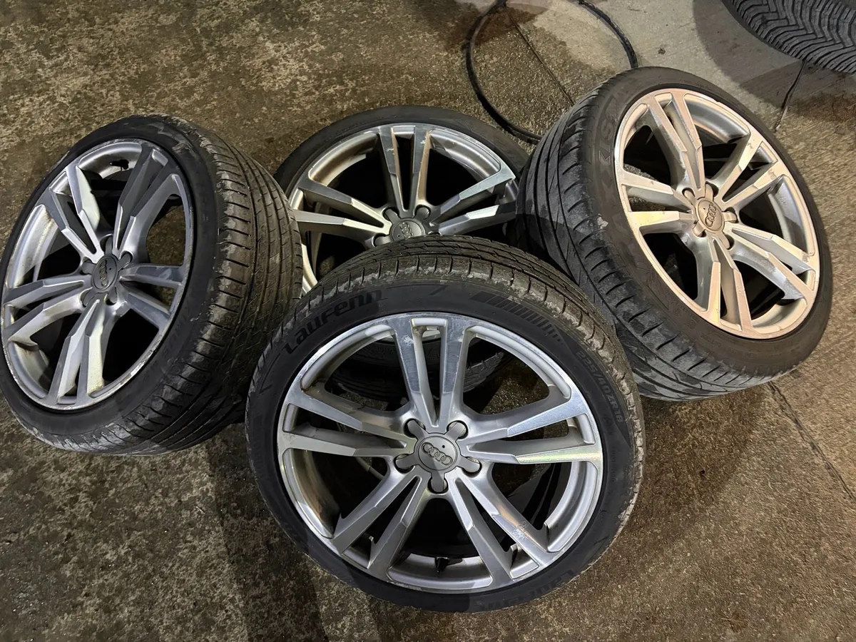 Audi Sline 18” alloys - Image 1