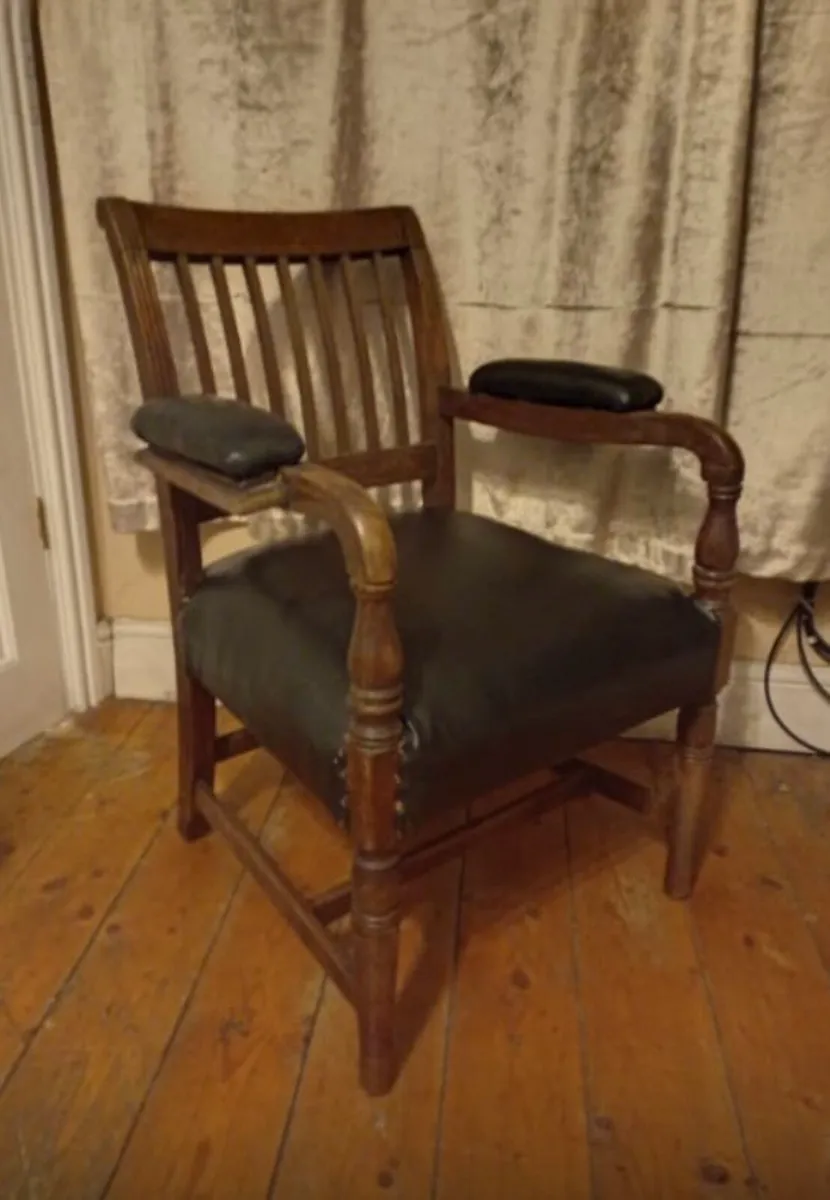 early 19th century 7 Bar back Cork Chair - Image 3
