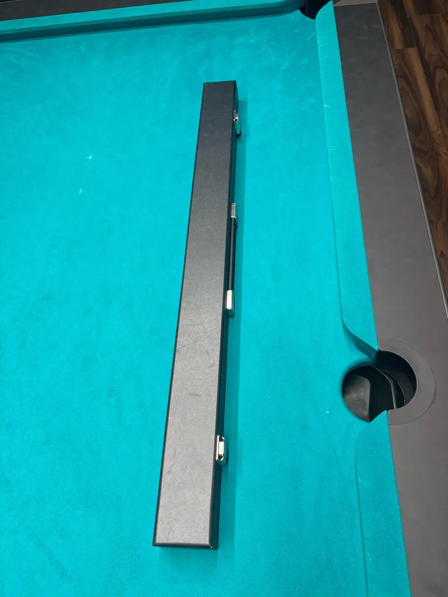 2 Pool Cases, Butt Extension & Cloth - Image 3