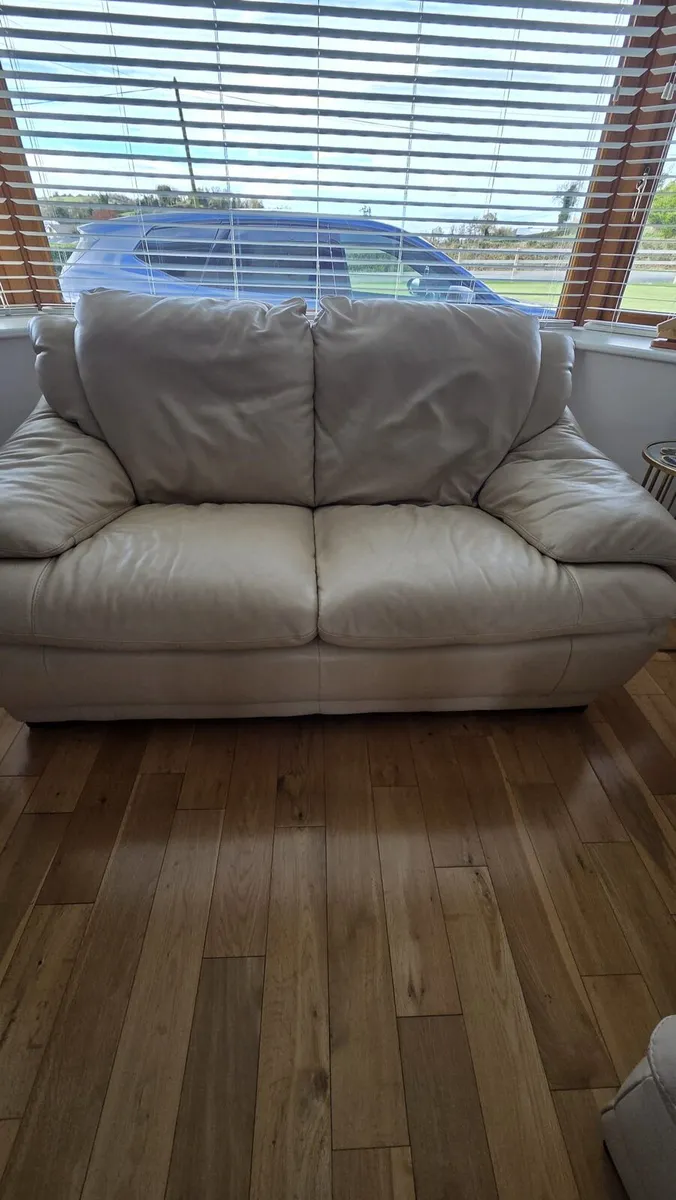 Italsofa 3 2 1 suite + footstool - Image 2