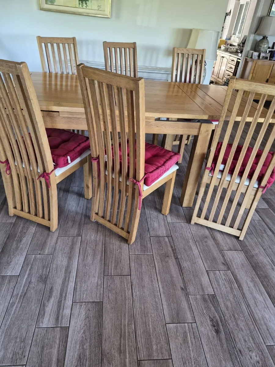 Dining table & 8 chairs - Image 2