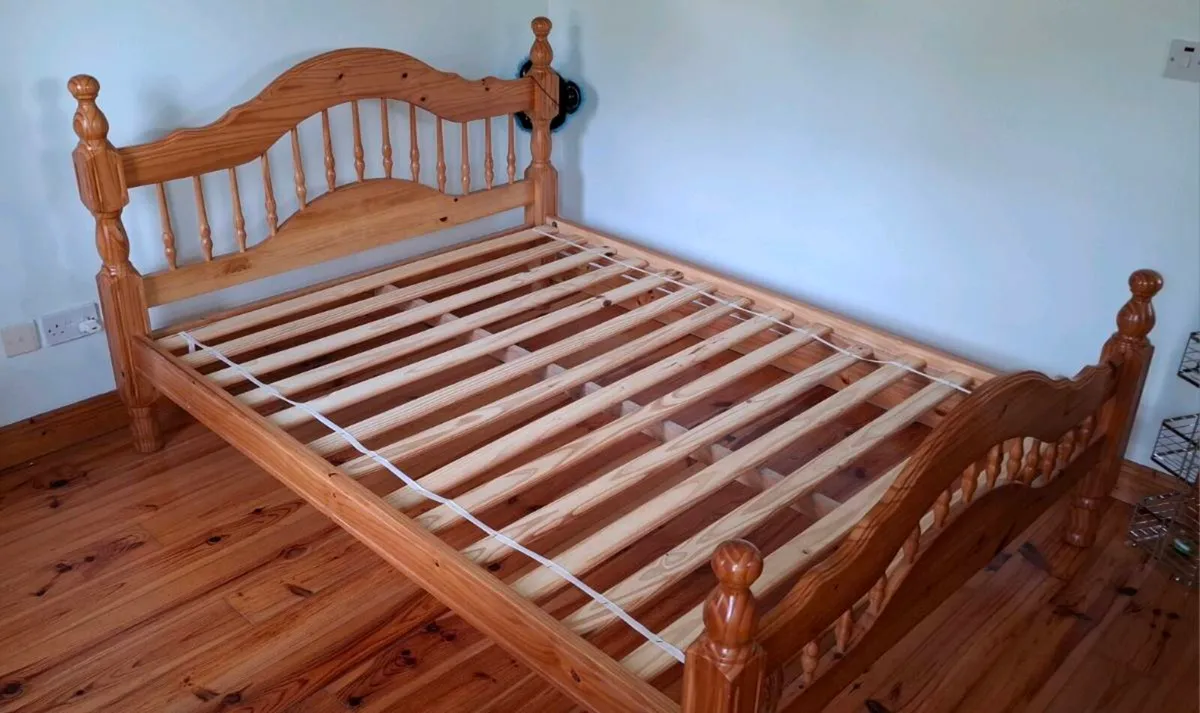 Bed - Image 1