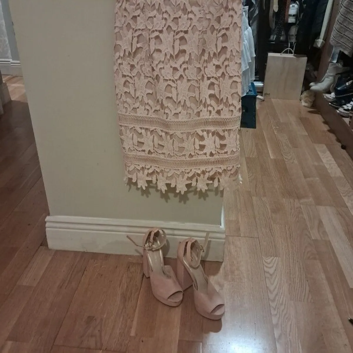 Chi chi London blush pink dress and riverisland matching sandals - Image 3