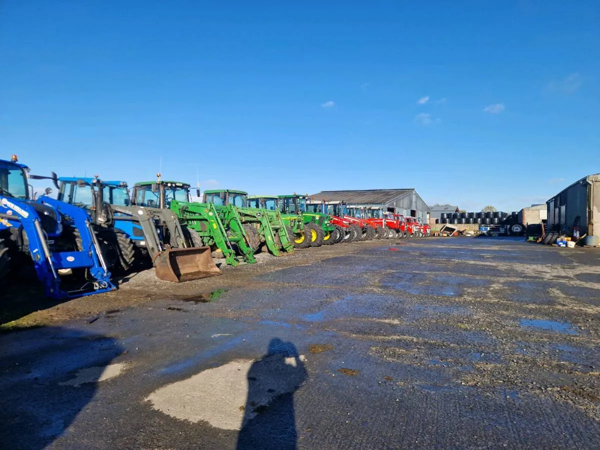 Selection of tractors - Image 3