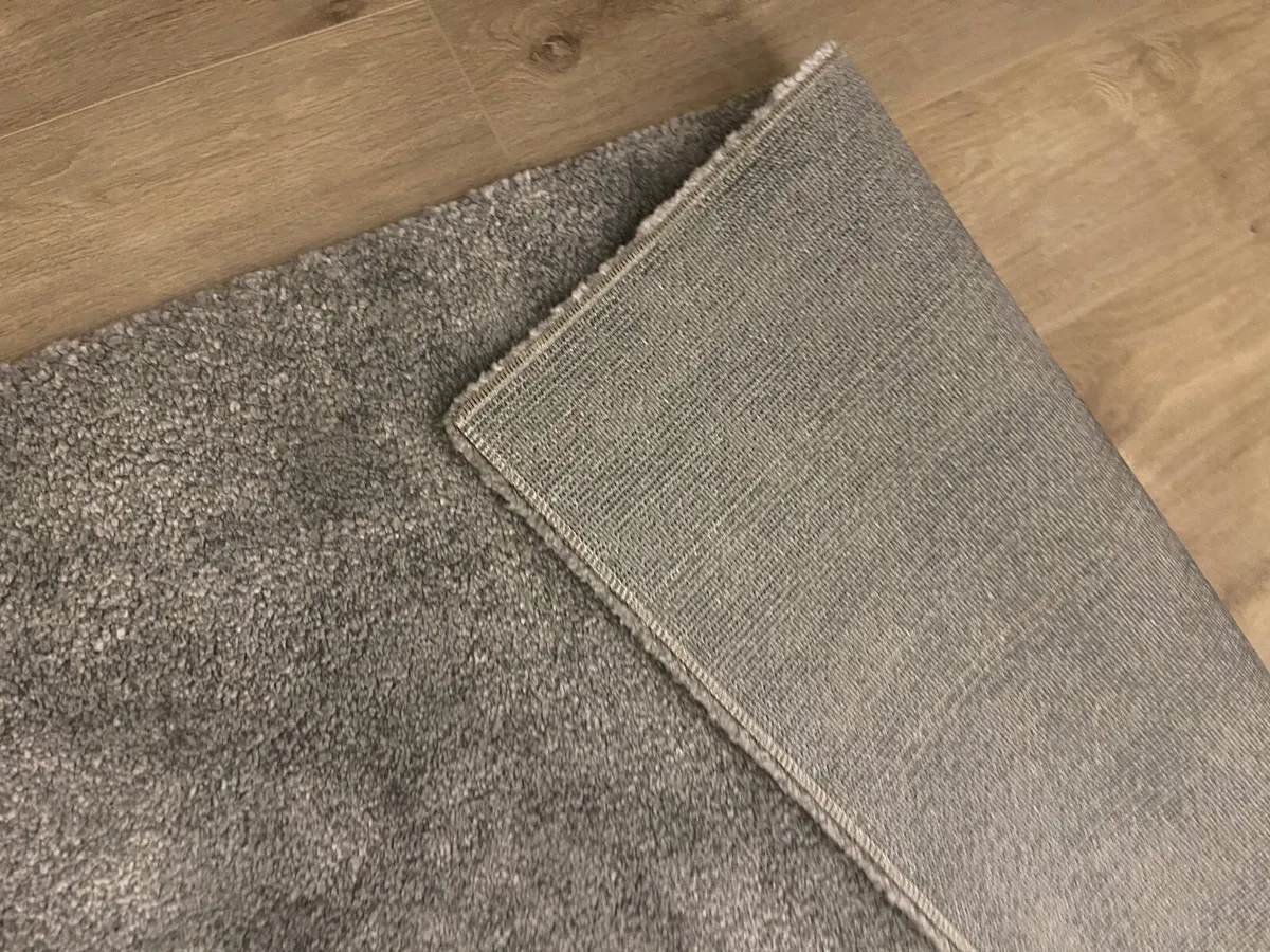 Rug - Image 1