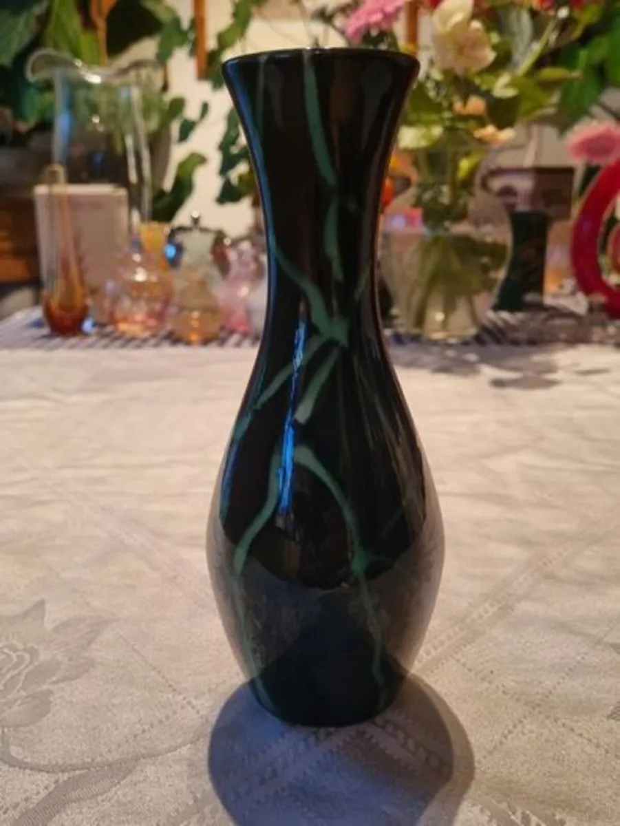Vintage Sylvac Green Vase - Image 2