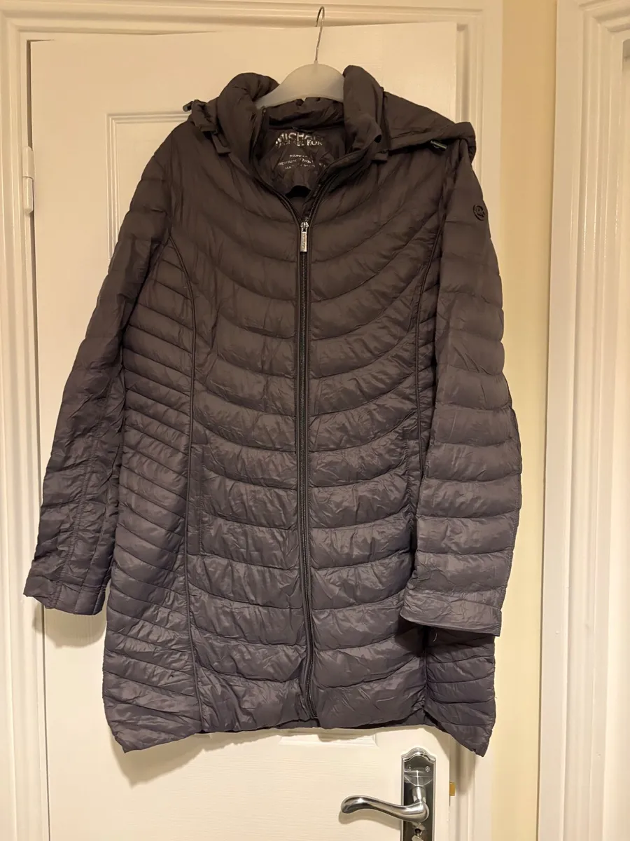 Ladies coat - Image 2