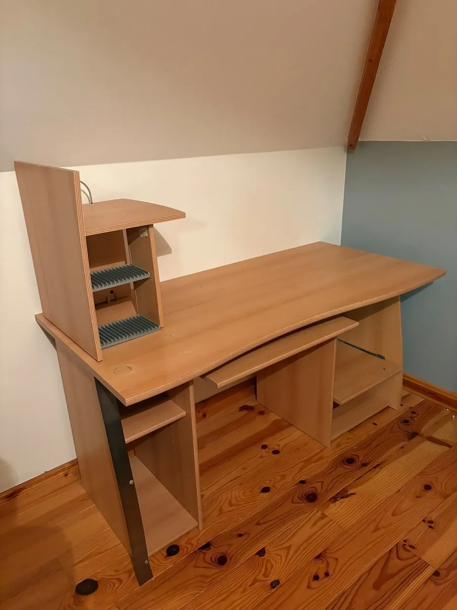 Desk - Image 1