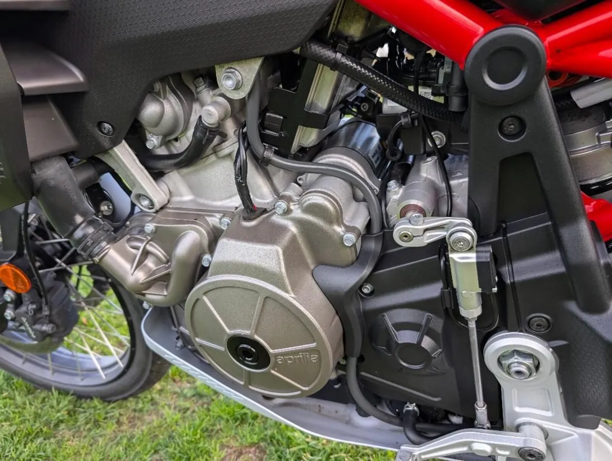 Aprilia Tuareg 660 low miles manufacturer warranty - Image 4