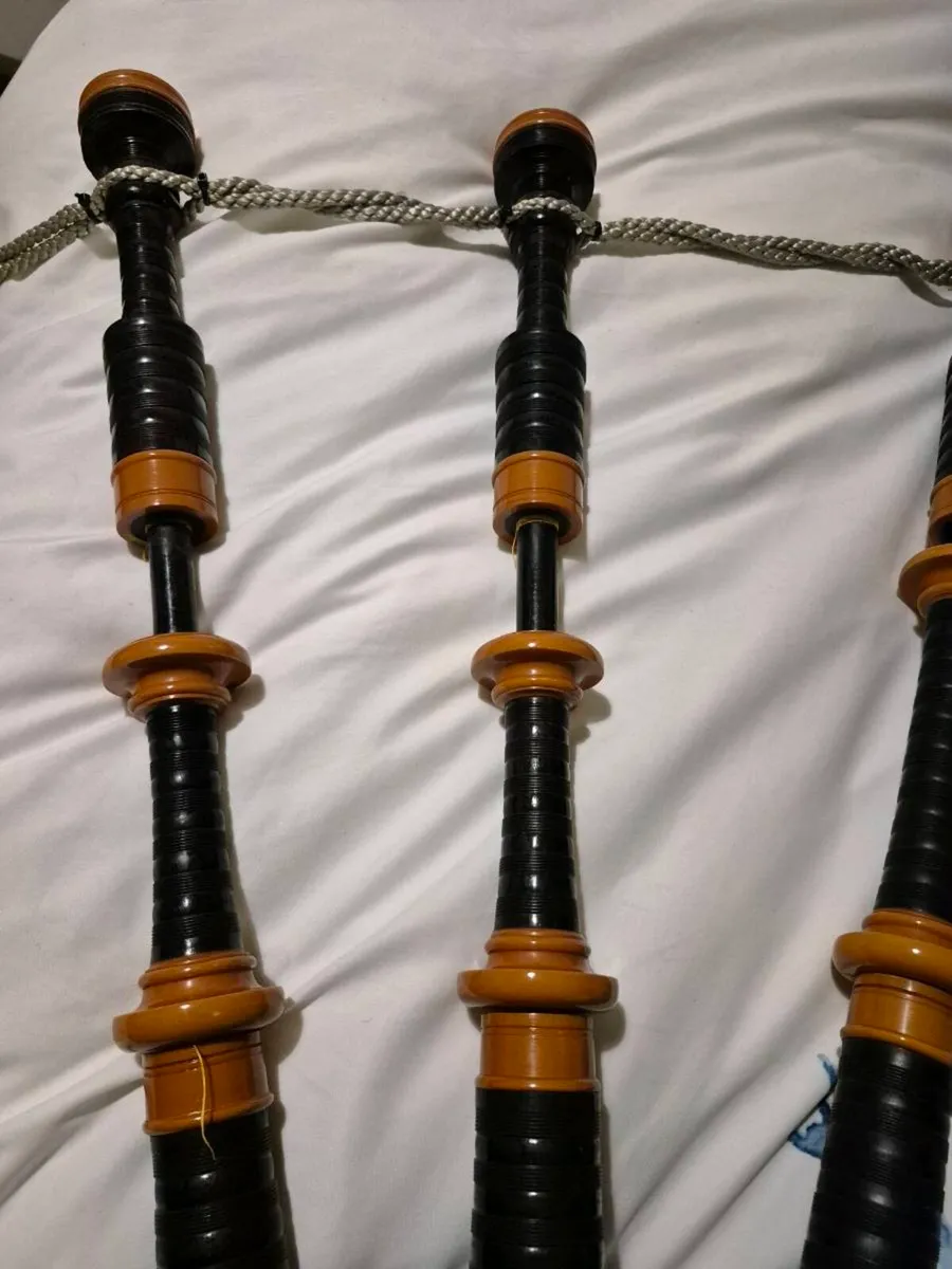 Bagpipes - Image 3