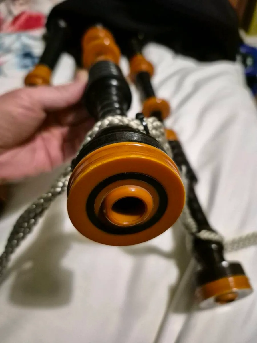 Bagpipes - Image 4