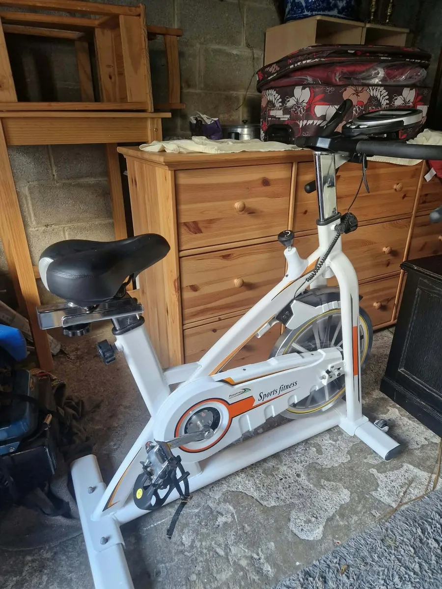 Spin bike - Image 1