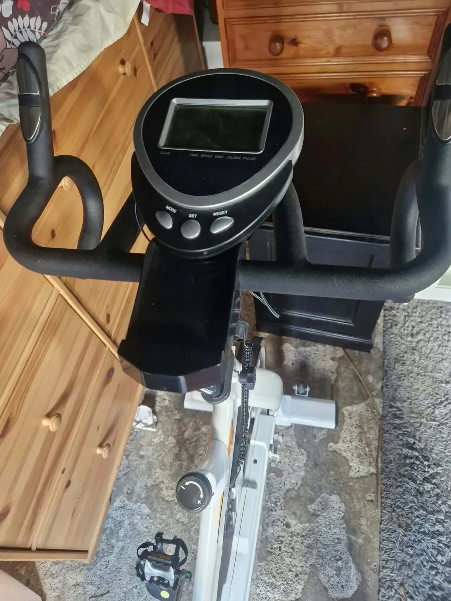 Spin bike - Image 3