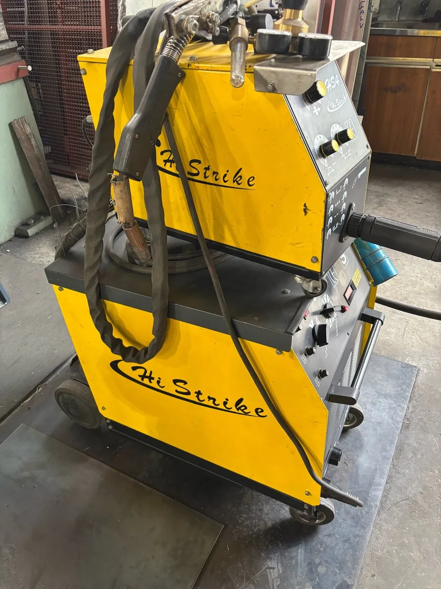 Mig welder - Image 1