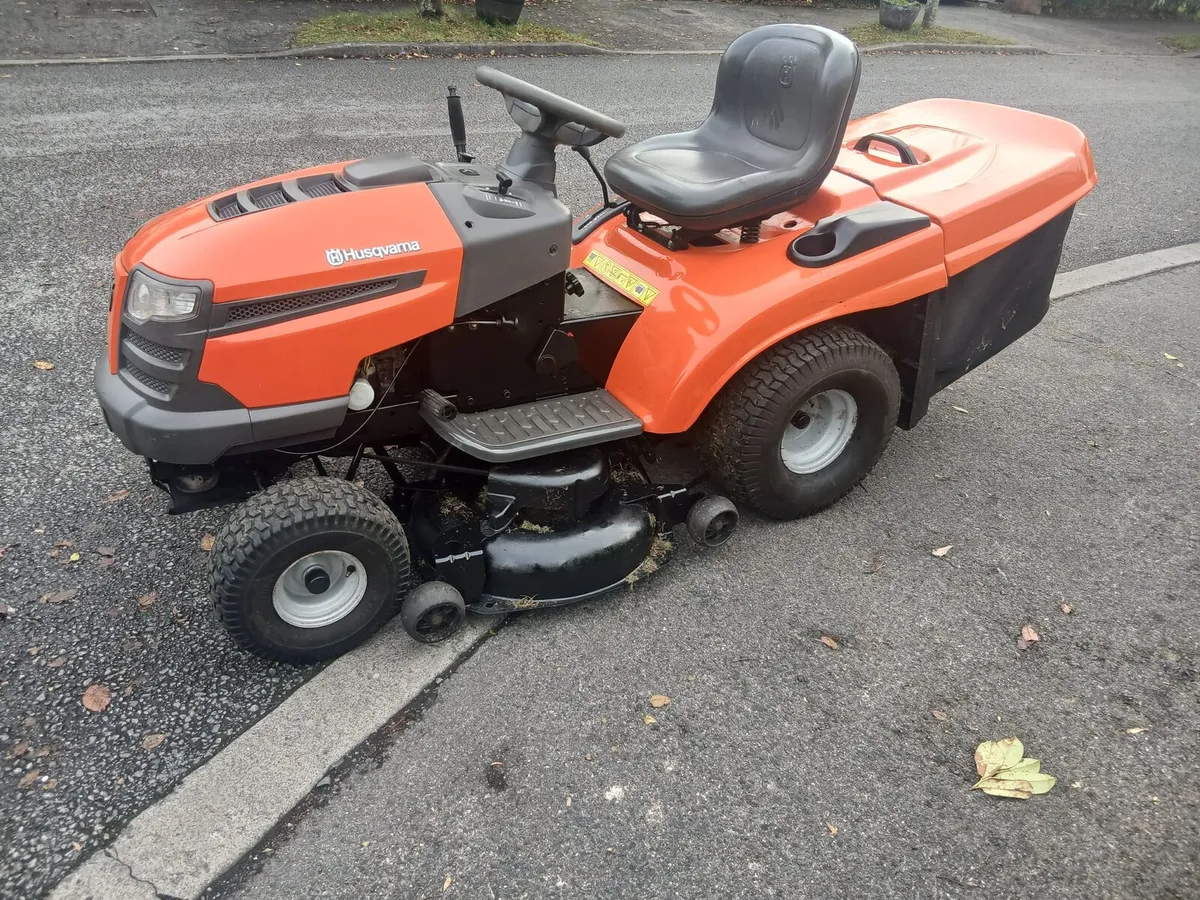 22hp husqvarna ride on lawnmower - Image 2