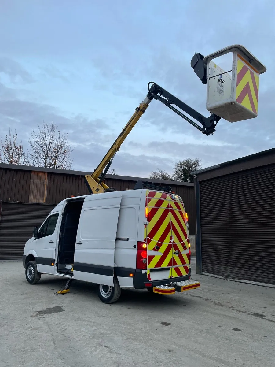 2016 Volkswagen Crafter 2.0TDI Cherry Picker 3.5T - Image 2
