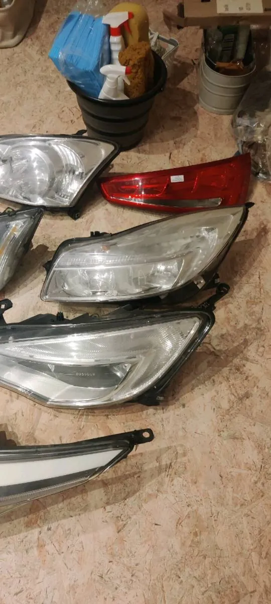 Headlights - Image 3